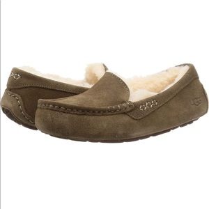 UGG Ansley Slippers